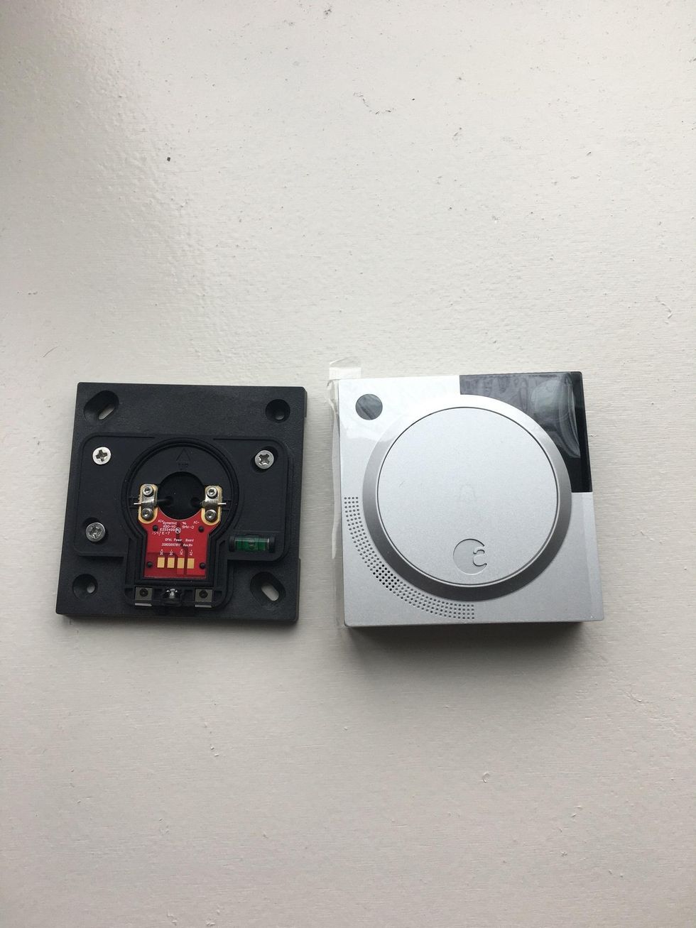 a photo of August Video Doorbell Cam