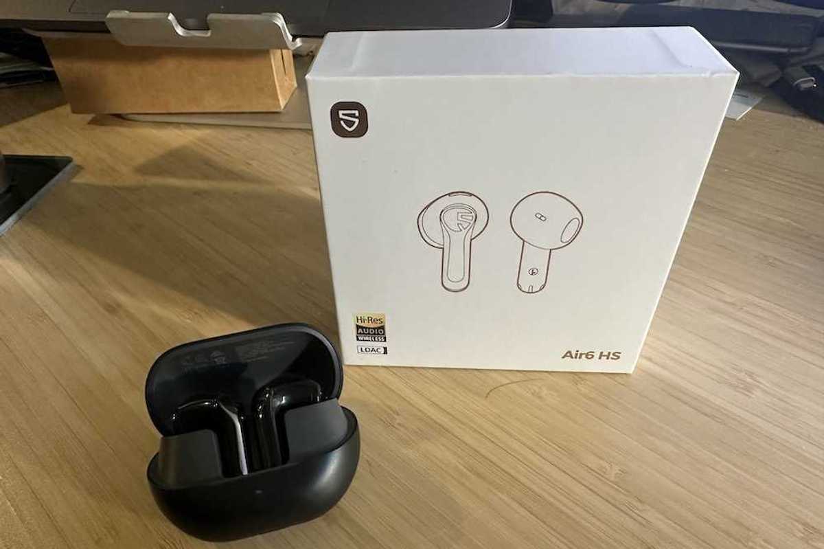 a photo of charging case and box fo SOUNDPEATS Air6 HS Wireless Earbuds
