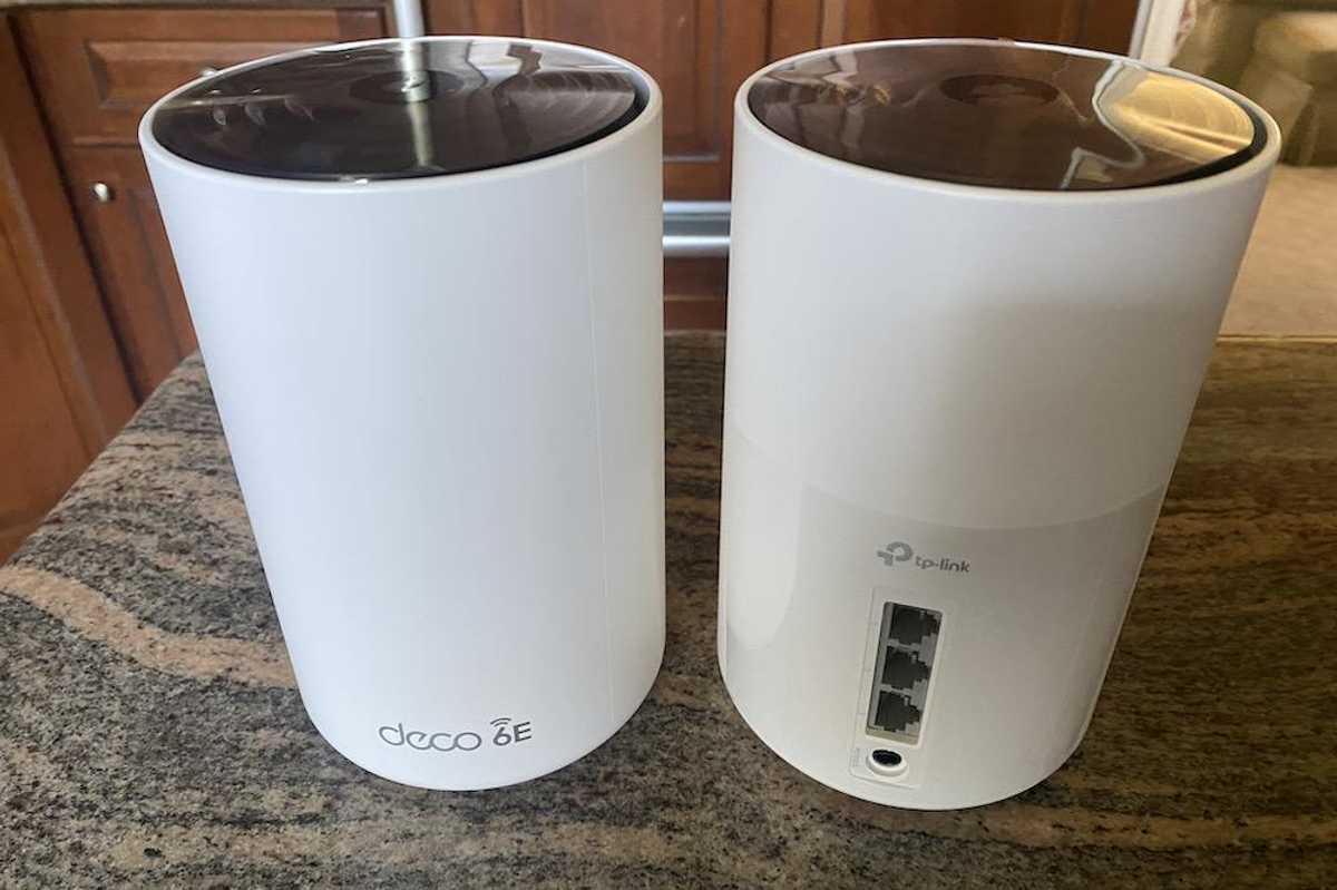 a photo of Deco AXE5400 twin towers on a countertop