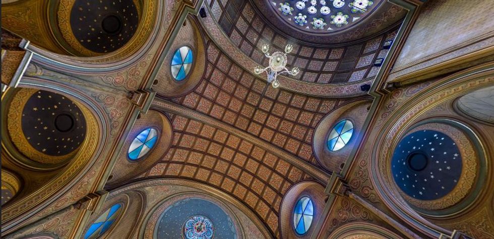 a photo of Eldridge Street Synagogue ceiling