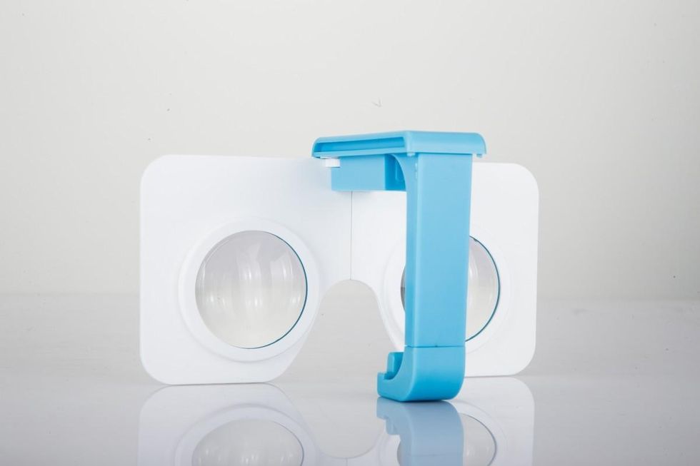 a photo of I Am Cardboard Pocket 360 Headset