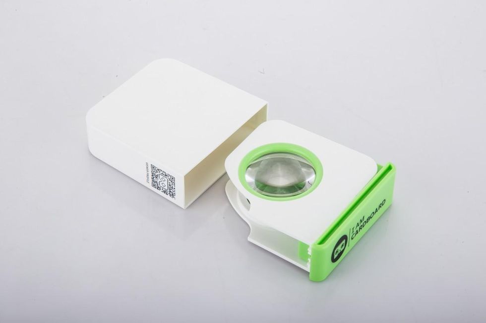 a photo of I Am Cardboard Pocket 360