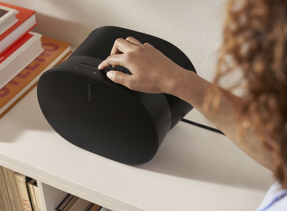 a photo of Sonos Era 300 speaker with touch controls