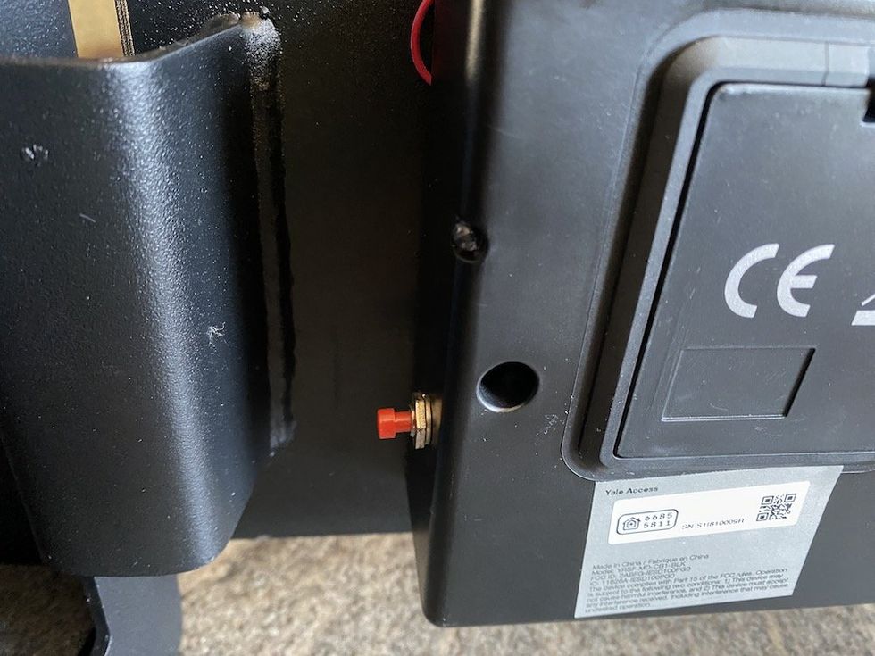 a photo of the inside of the door for Yale Smart Safe