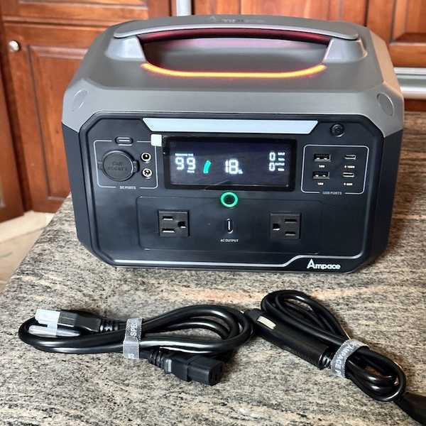 Ampace Andes 600 Pro unboxed on a countertop