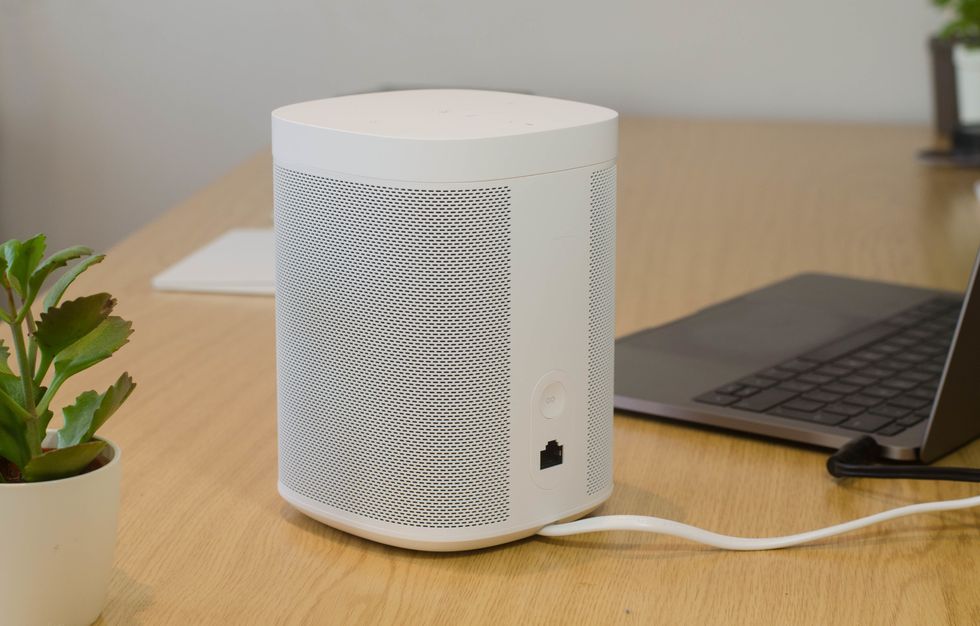 Another view of the backside of Sonos One