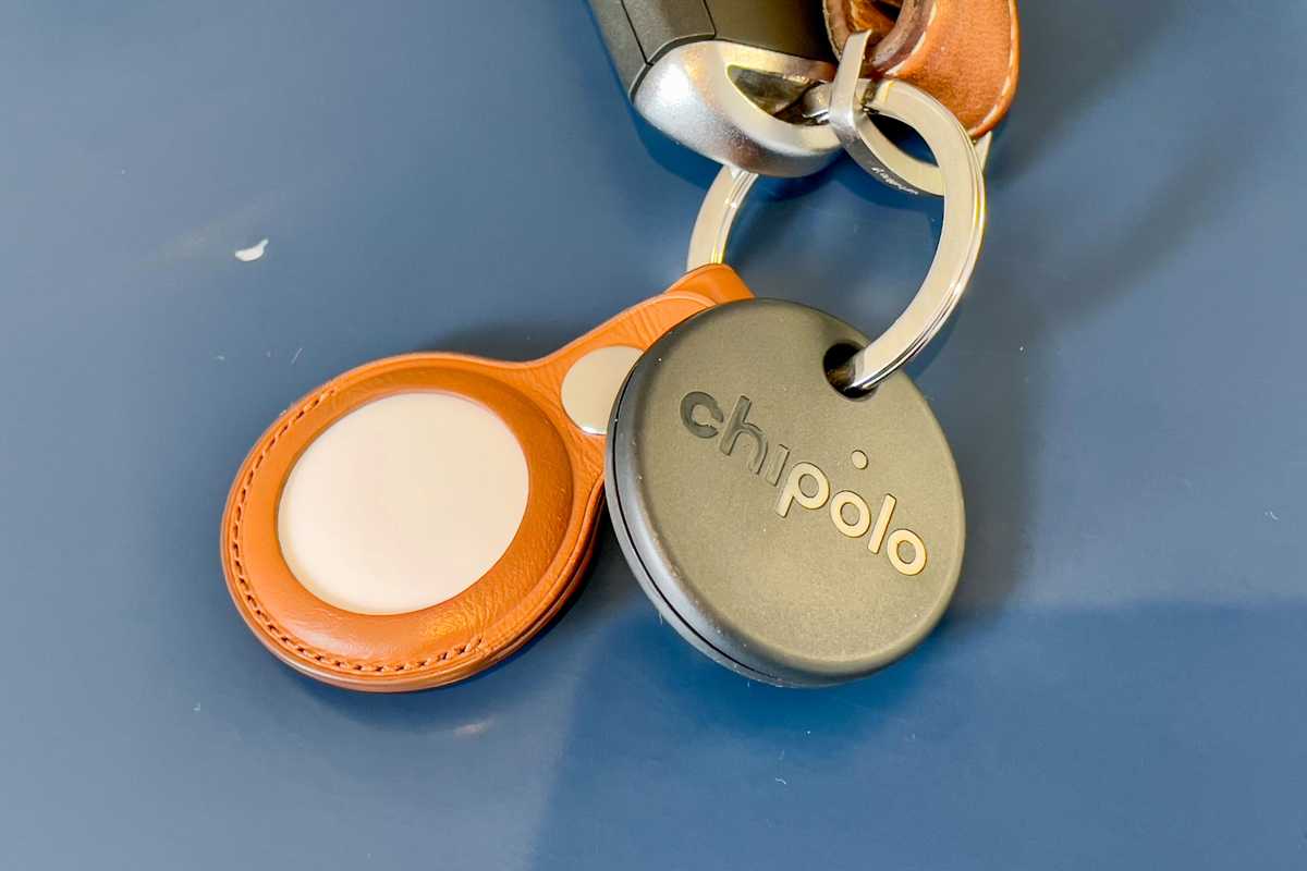 Apple AirTag and Chipolo One Spot