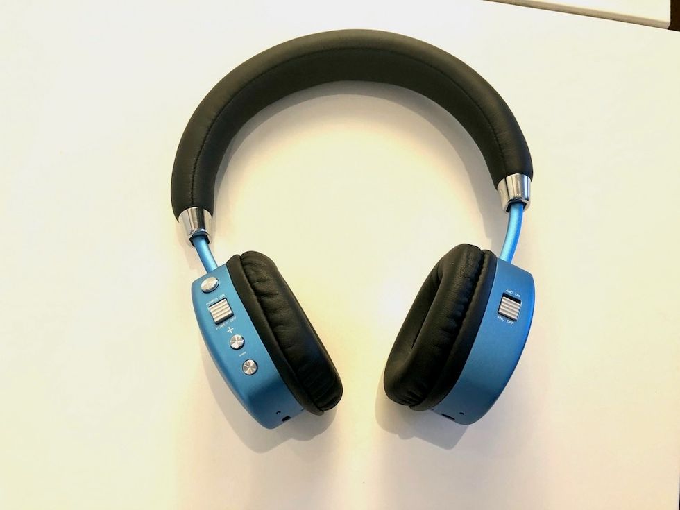 Blue PuroQuiet headphones