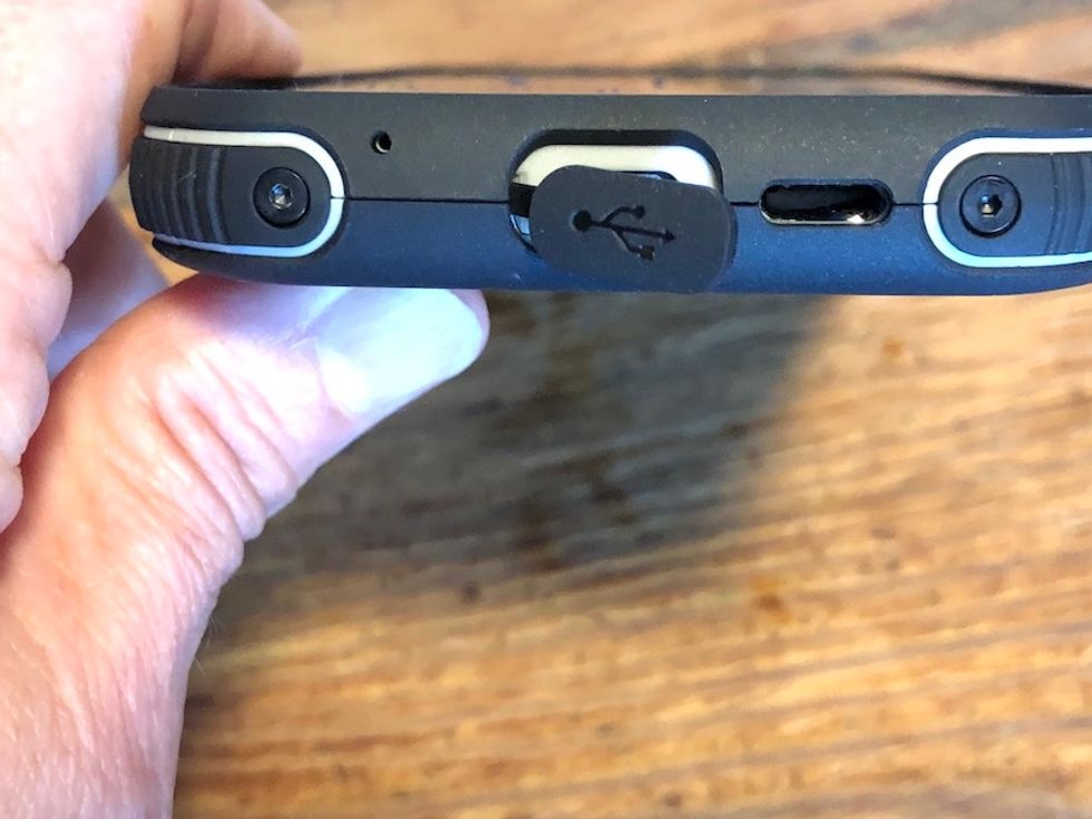 Cat S42 smartphone review