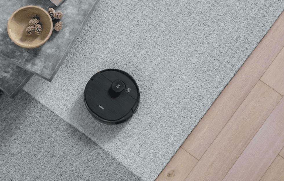 Ecovacs Deebot Ozmo T8 AIVI
