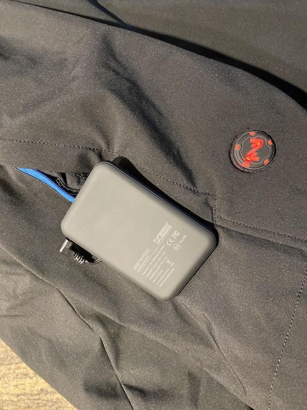 Fieldsheer 7v battery