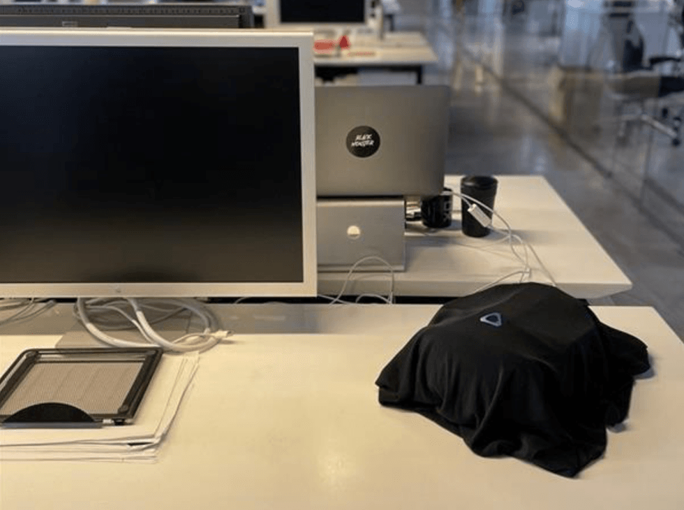 HTC VR headset teaser image