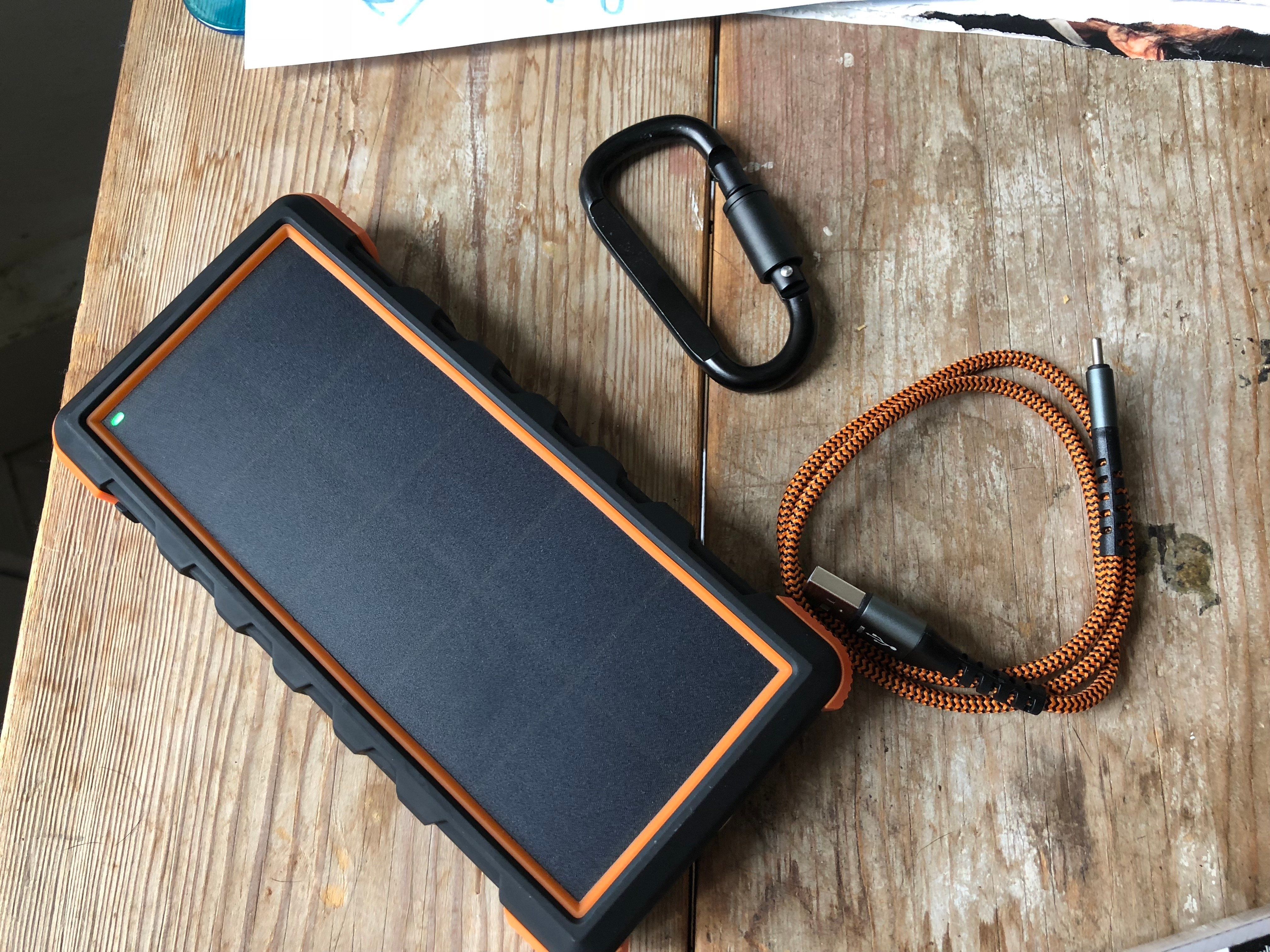 ToughTested Big Foot solar power bank