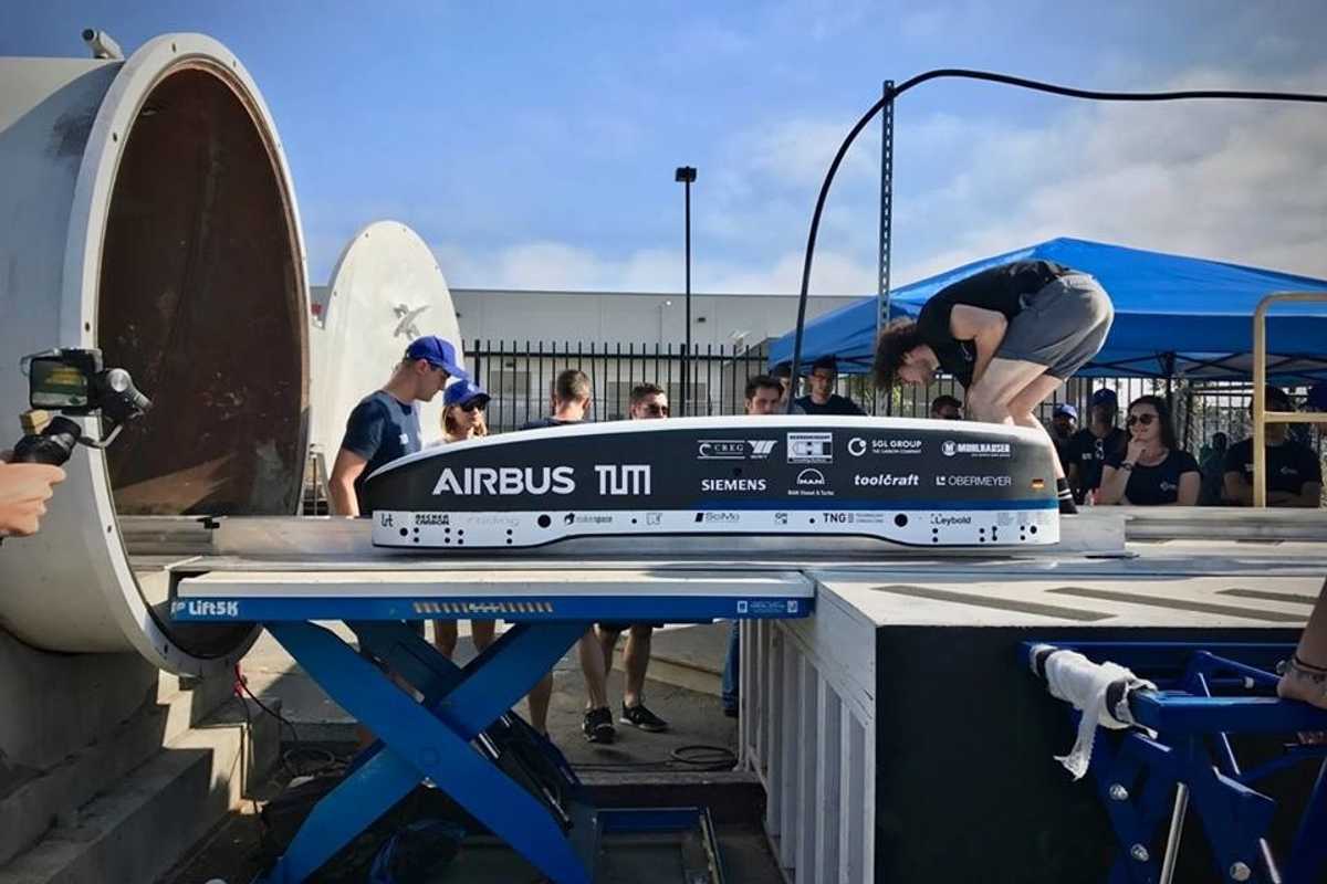 Hyperloop competition winner sets new 290mph speed record