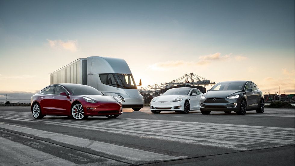 Photo of the Tesla Model 3, Model S, Model X and semi truck