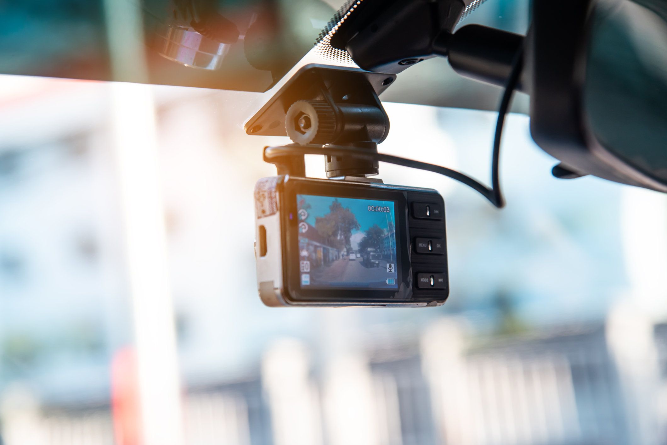 New to Dash Cams? Read Our Ultimate Buyer's Guide