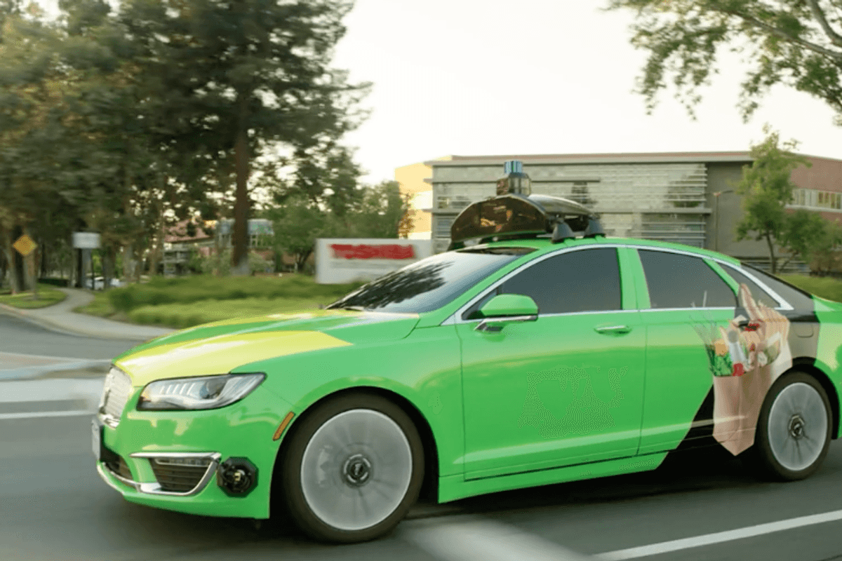 This two-year-old startup is already making driverless burger deliveries