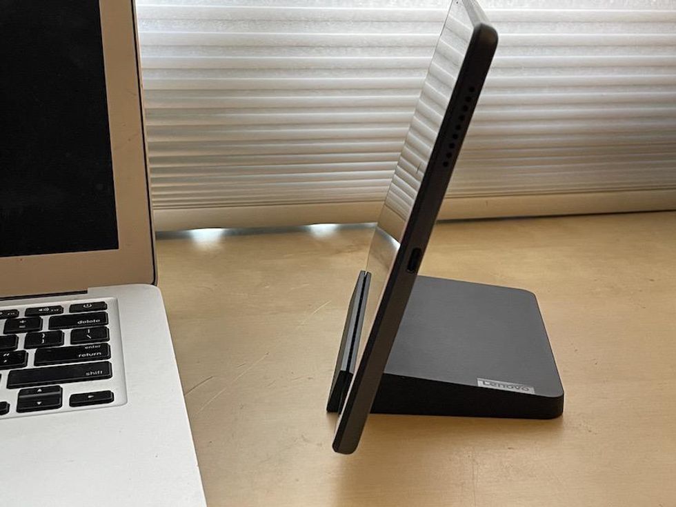 Lenovo Smart Tab M10 HD tablet with Google Assistant review