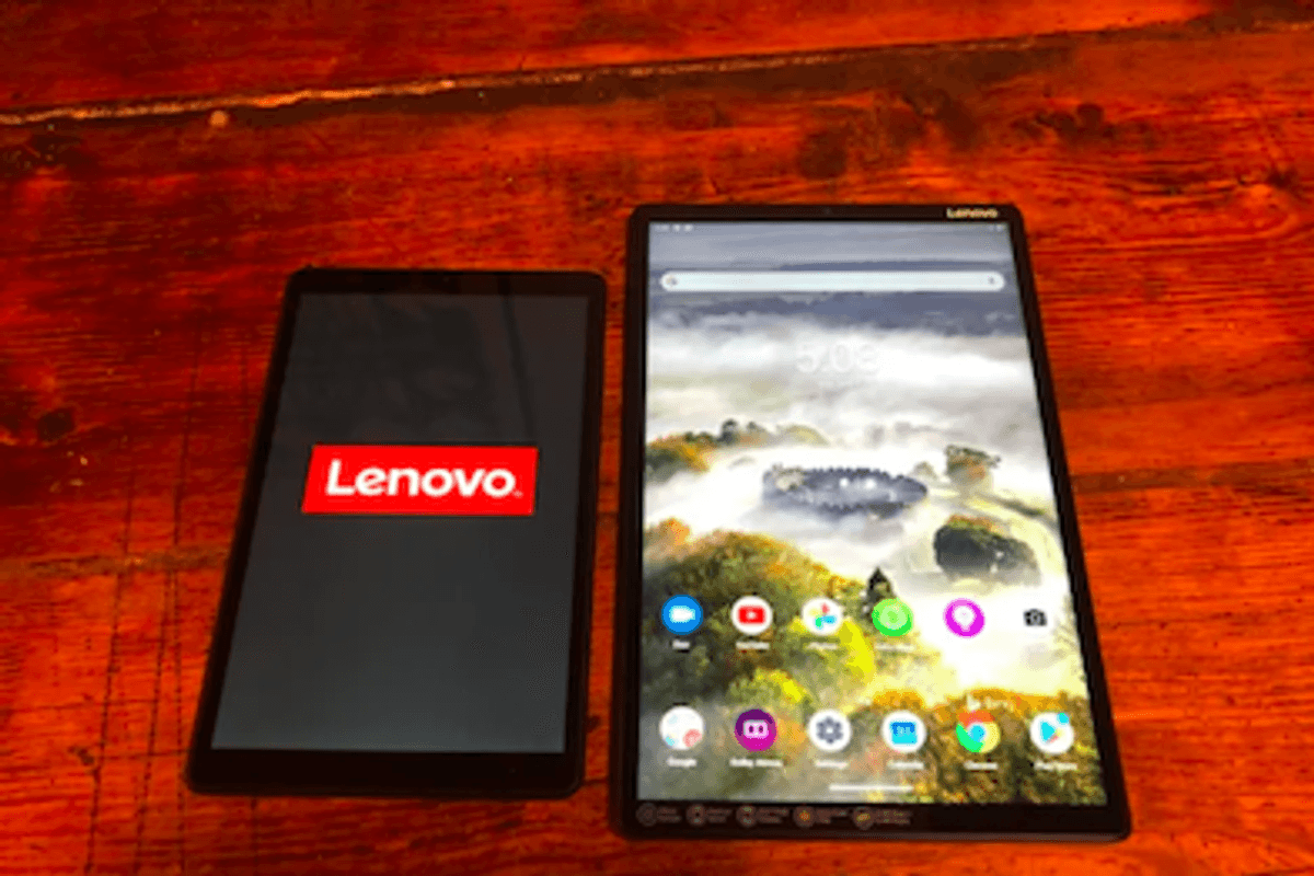 Lenovo Smart Tab M8 vs M10 FHD Plus