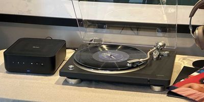 a photo of Denon DP-500BT Premium Bluetooth Turntable