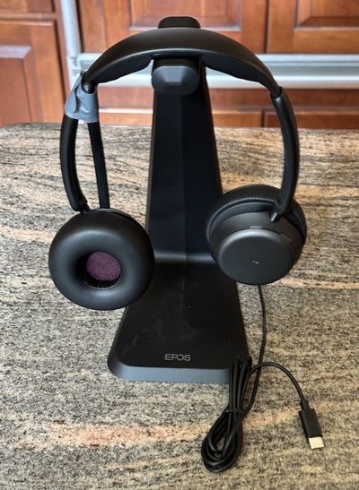 a photo of EPOS IMPACT 1061