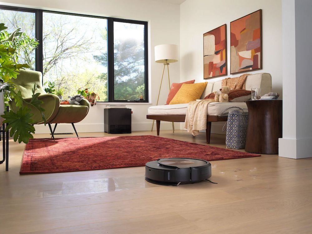 Roomba® j9+, Robot Vacuum for Pet Hair & Dirt