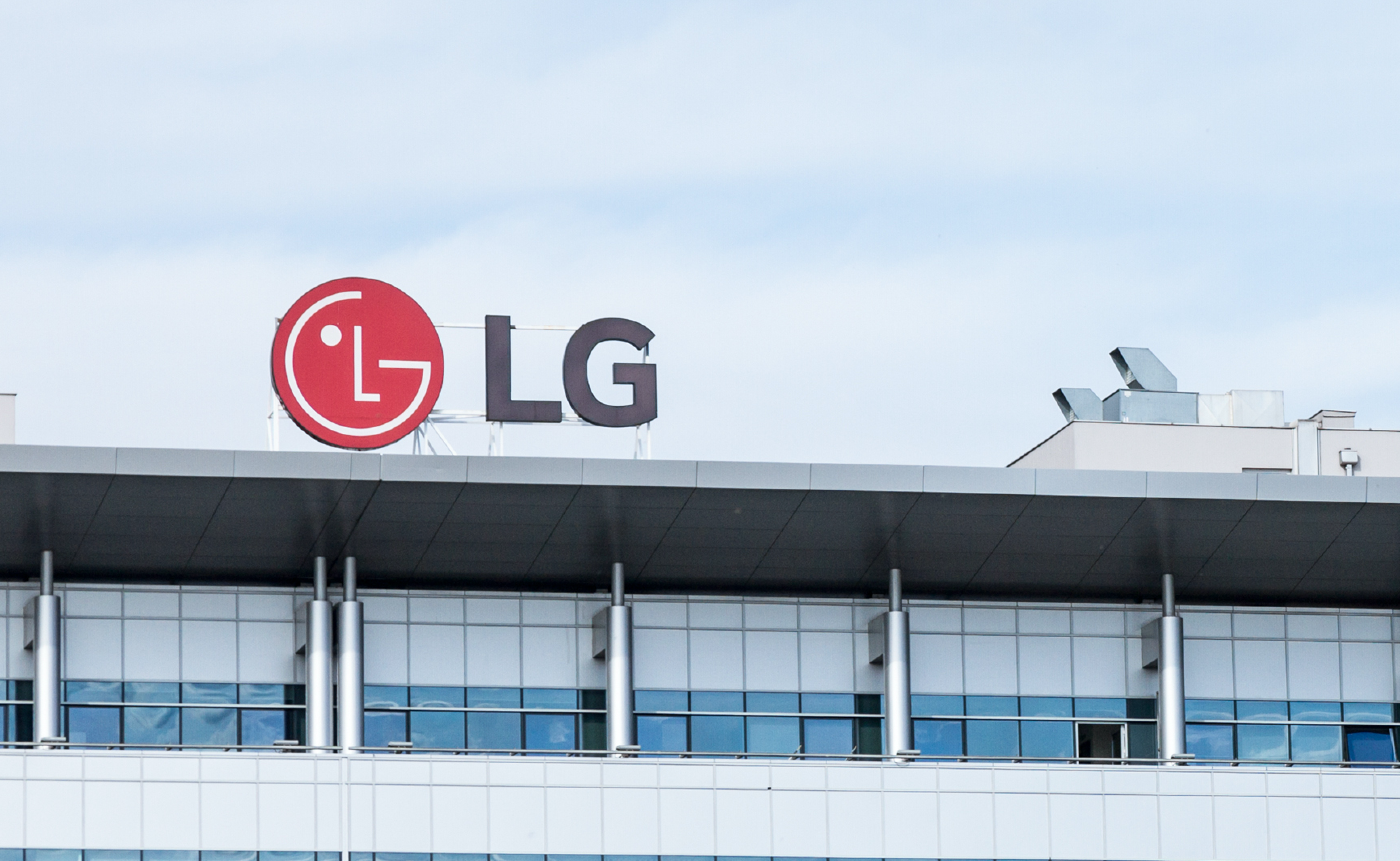 LG sign