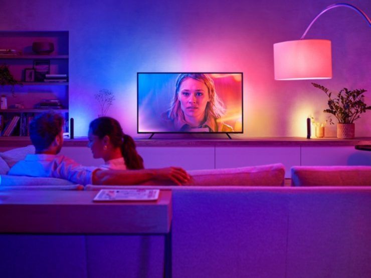 Philips Hue Lightstrip review: Smarter TV -