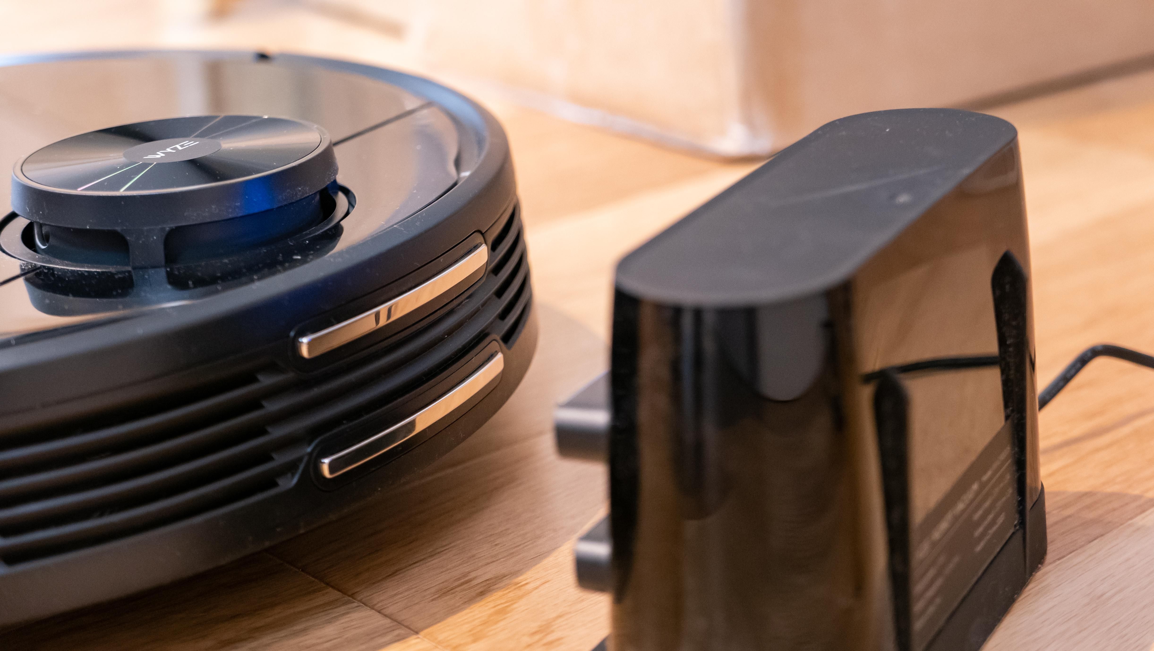 The Wyze Robot Vacuum and its charging dock