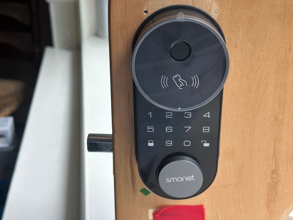 photo of Smonet AH1 smart locked locked.