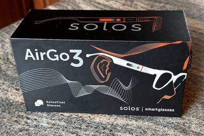photo of Solos AirGo3 Smartglasses box
