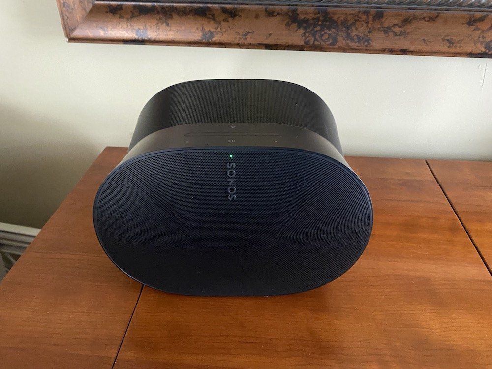 A phhoto of Sonos Era 300 smart speaker