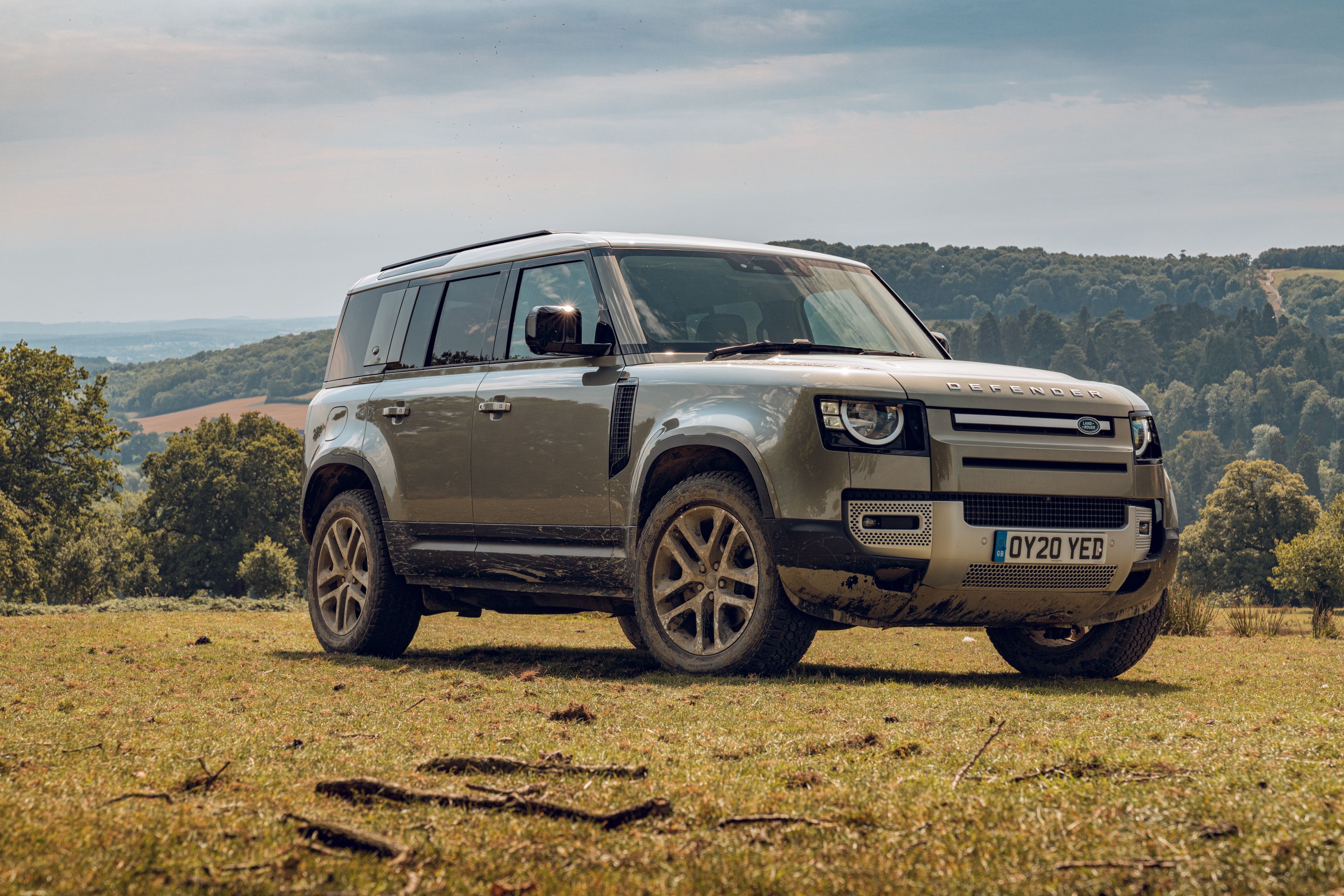 2020 Land Rover Defender first look video