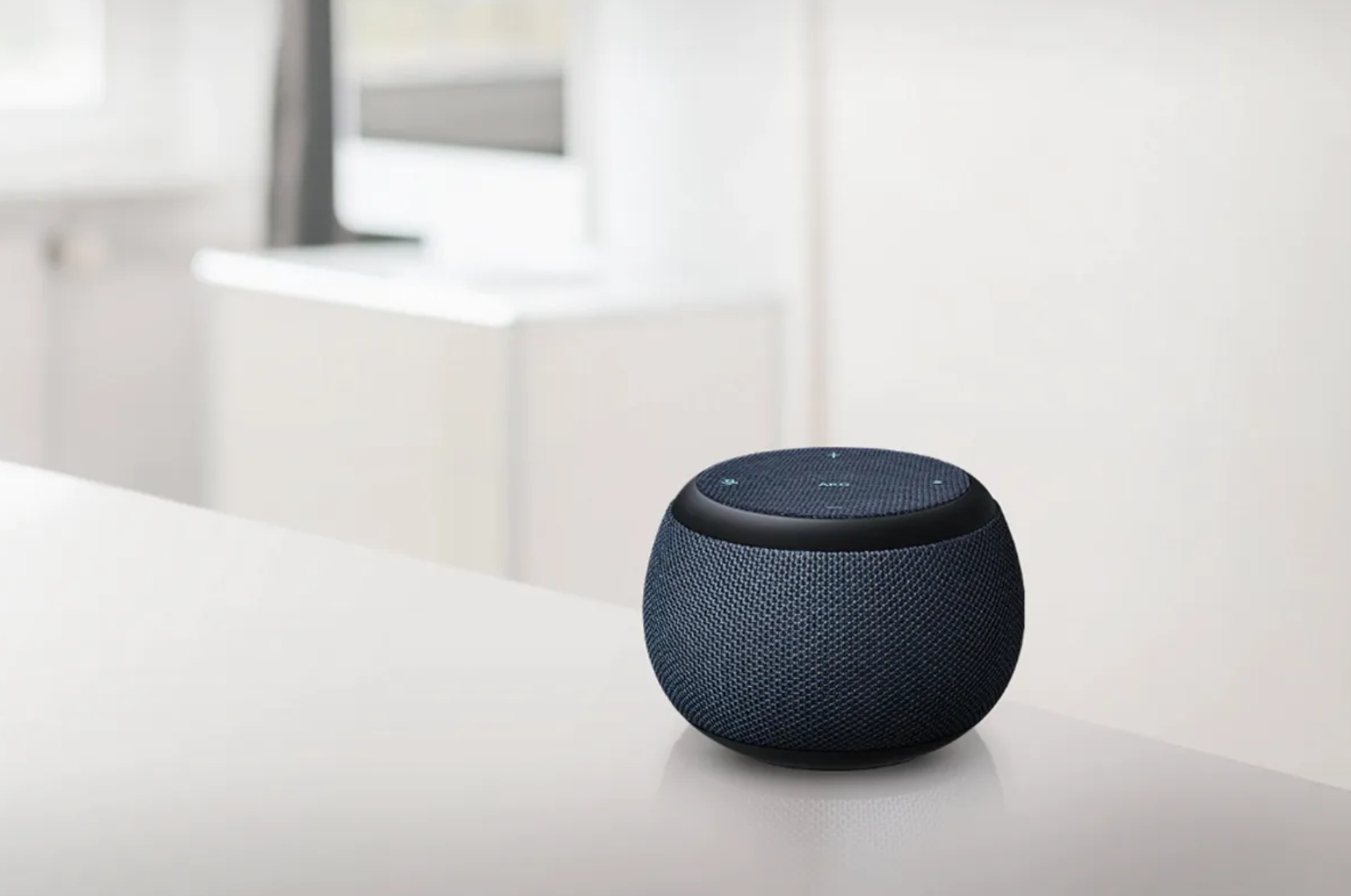 Samsung Galaxy Home Mini smart speaker