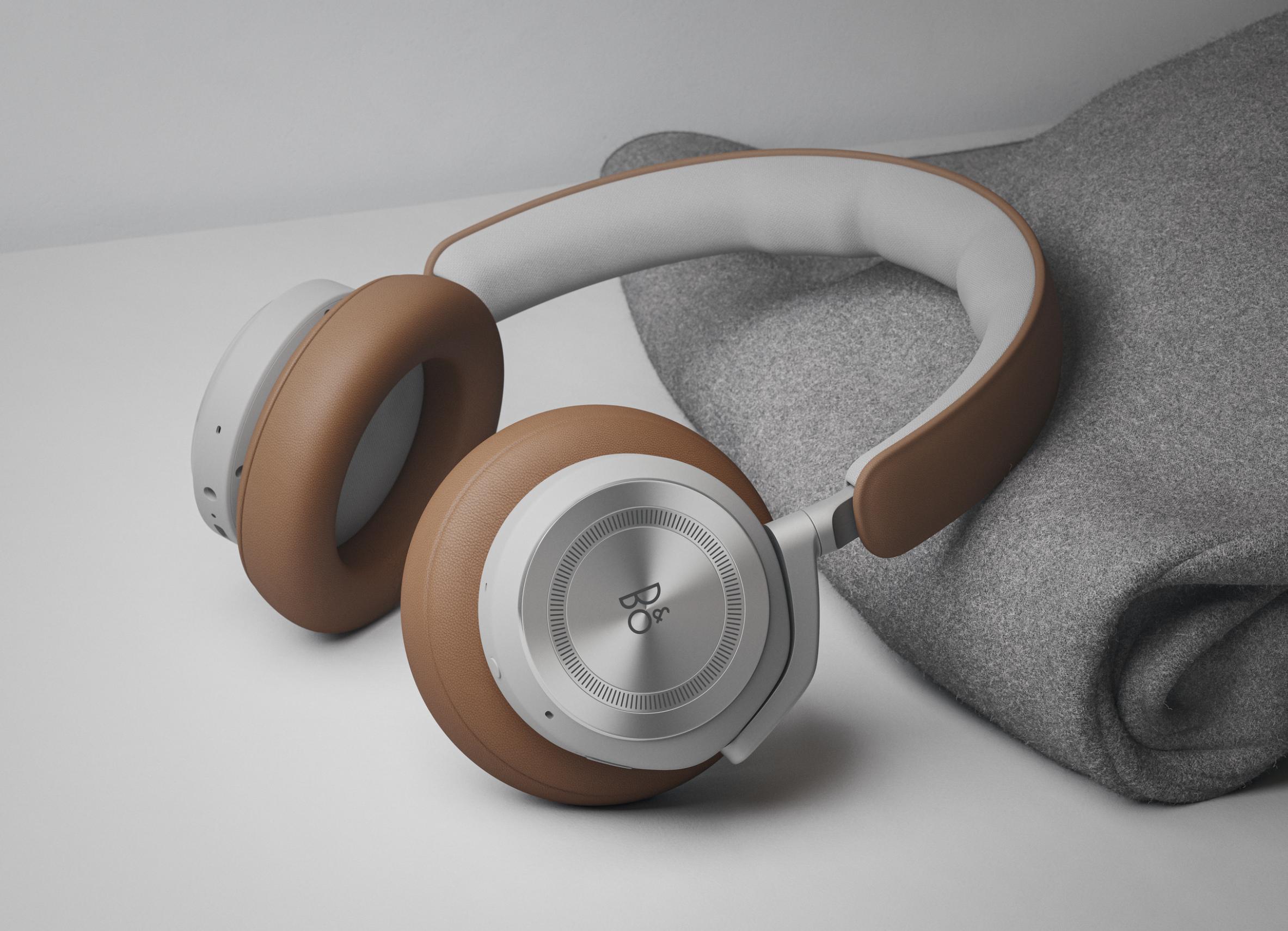 Bang & Olufsen HX headphones