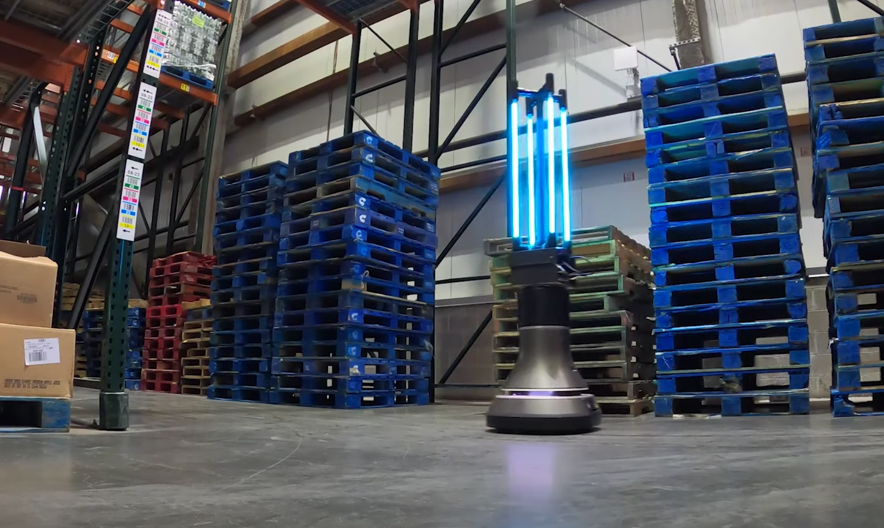 MIT CSAIL robot uses UVC light to disinfect warehouses from coronavirus