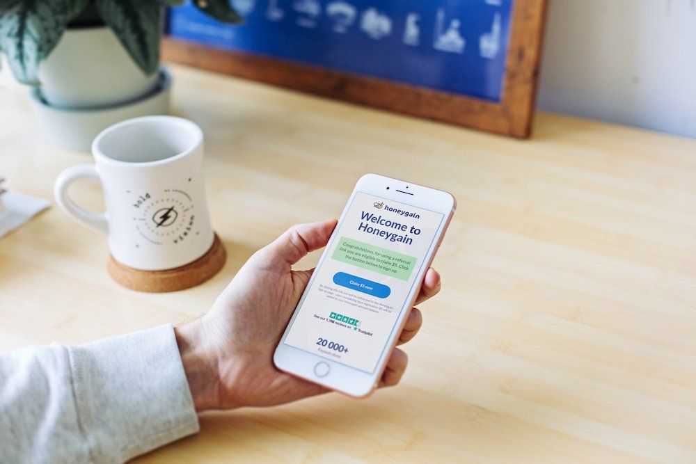 a photo of honeygain app on a smartphone