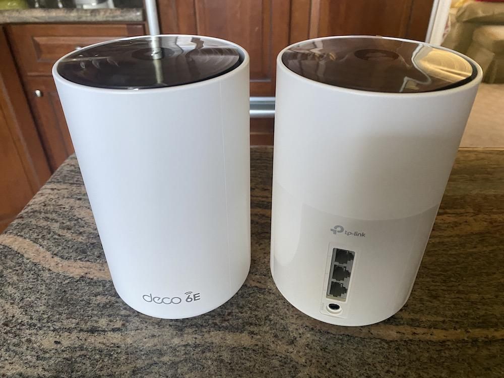 a photo of Deco AXE5400 twin towers on a countertop