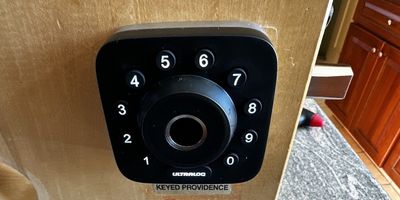 a photo of U-Tec Ultraloq U-Bolt Pro Wi-Fi Smart Deadbolt Lock