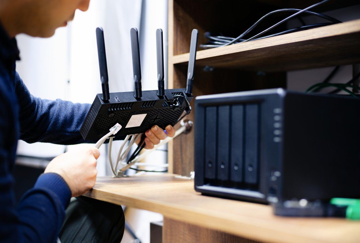 https://www.gearbrain.com/media-library/less-than-p-greater-than-wiring-not-your-thing-wi-fi-mystifying-heres-how-to-get-help-installing-any-smart-home-tech-less-than-p-greater-than.jpg?id=50939148
