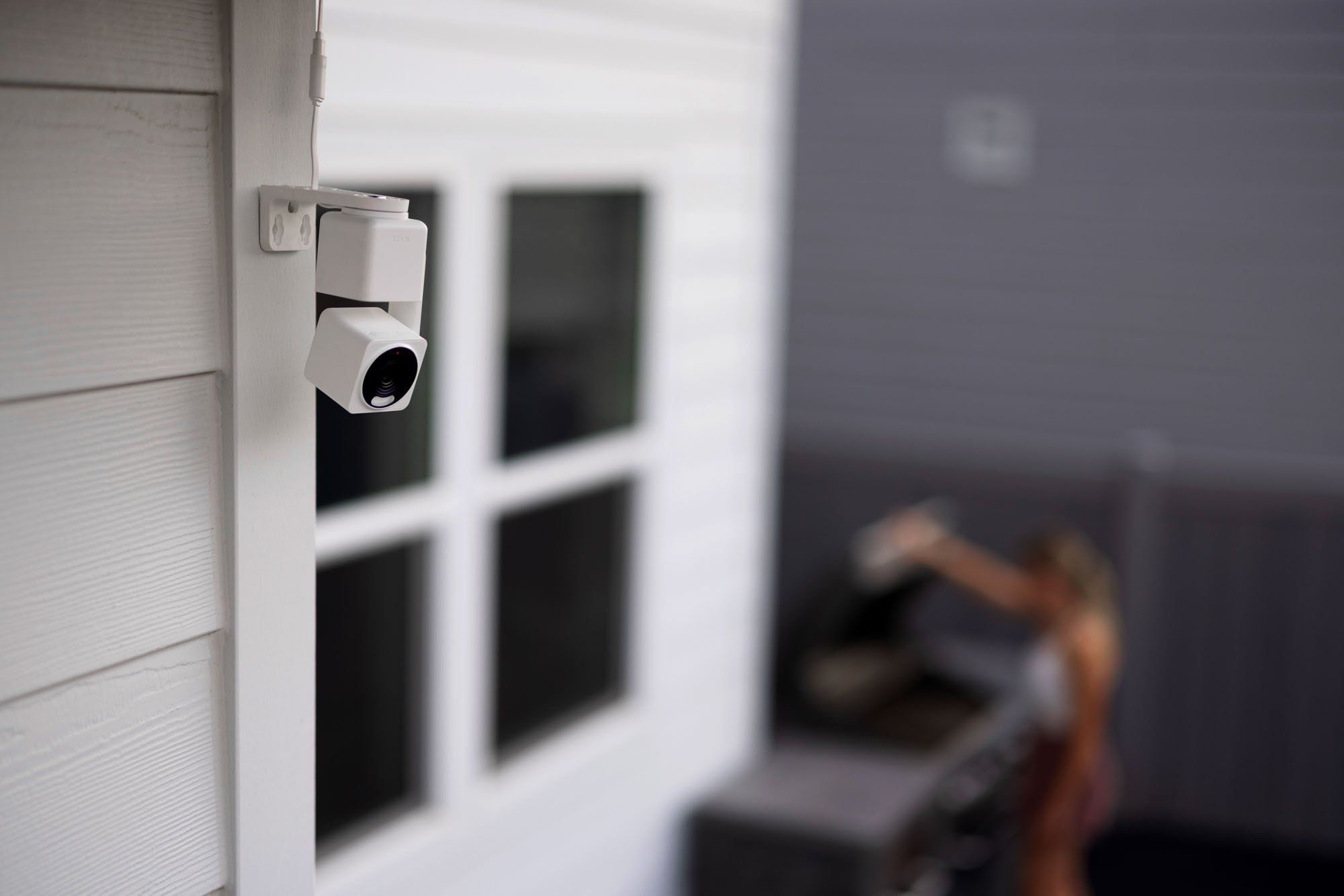 Photo of Wyze Cam Pan v4 installed outside a home.
