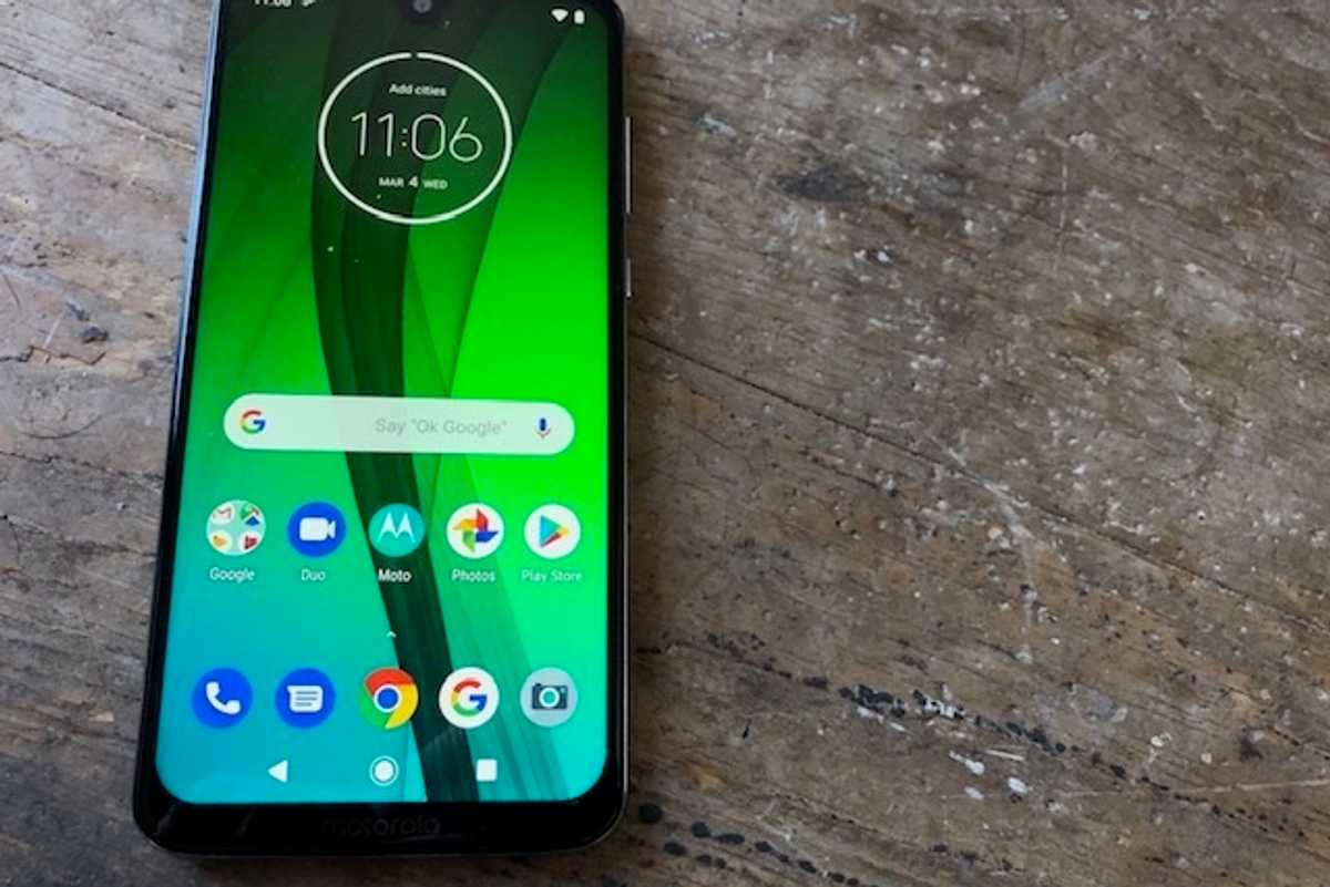 Moto G7 smartphone