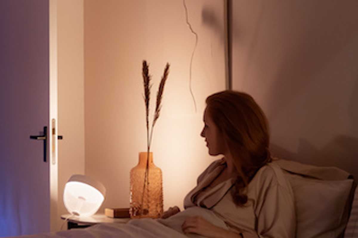 Philip hue glow in a bedroom