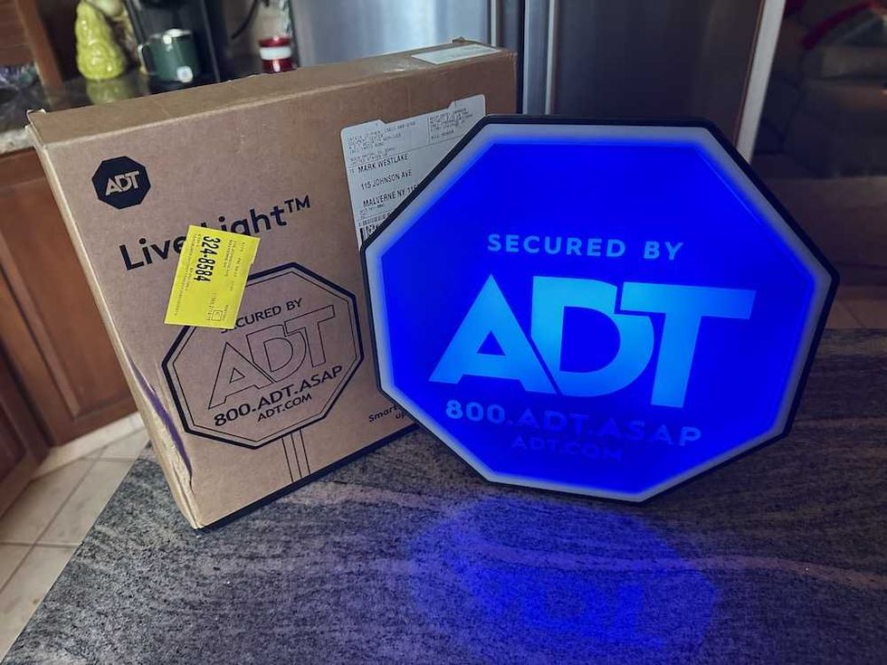 Adt Led Sign Light ADT Live Light Review: Smarter Home Security Signal - Gearbrain