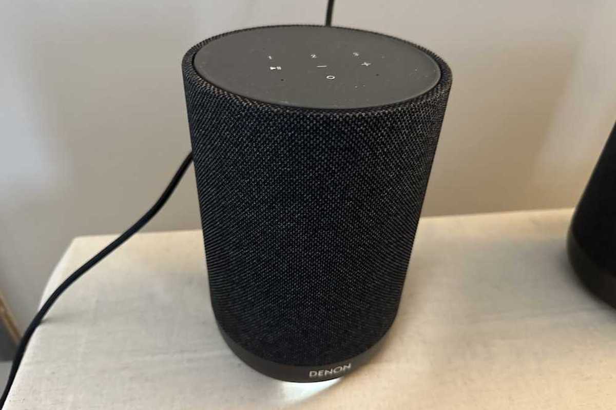 photo of Denon. Home 200 speaker