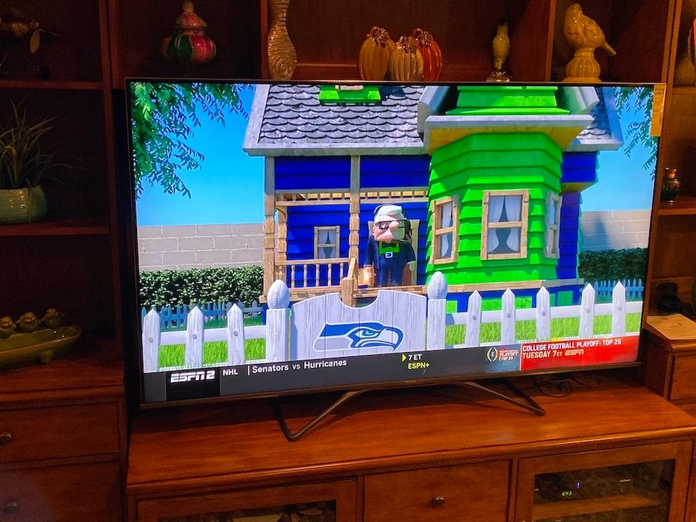 Photo of Hisense H9F 4K Smart TV picture with colors.