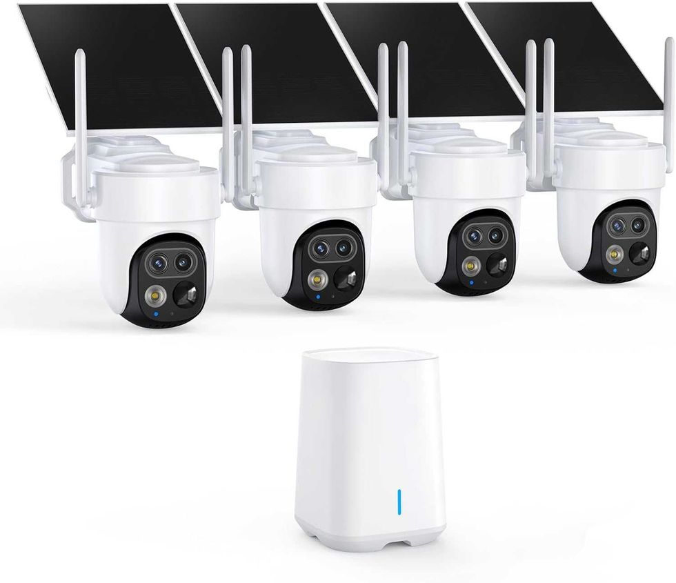 photo of PIOJER Dual-Lens Solar Camera System (64GB NVR)