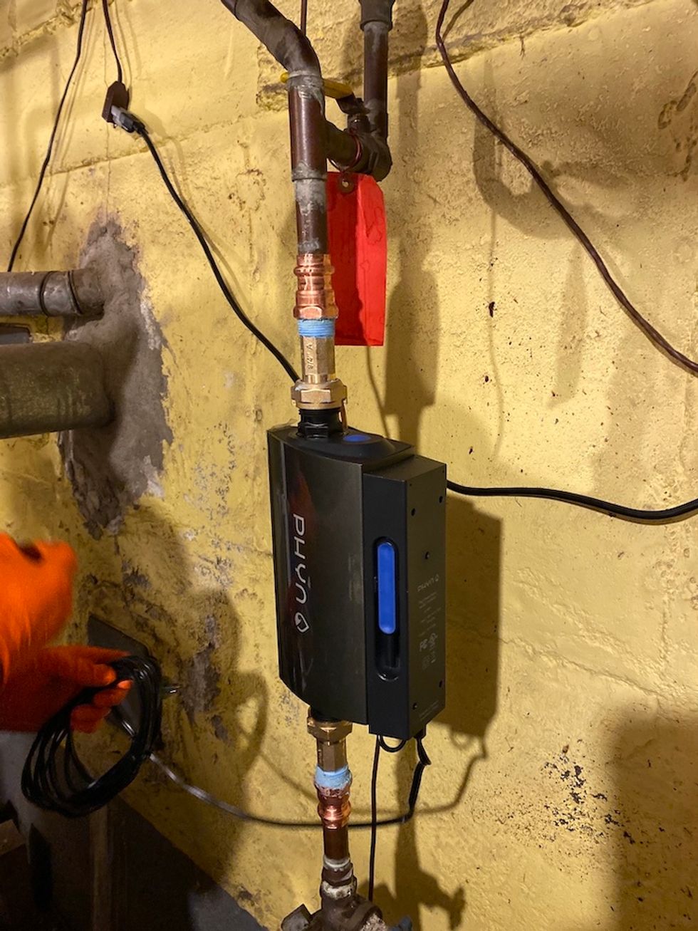 Photo of power connected to Phyn Plus