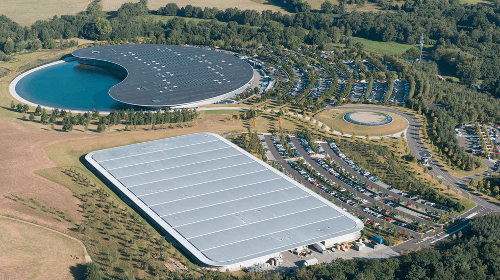 Photo of the McLaren Technology Centre