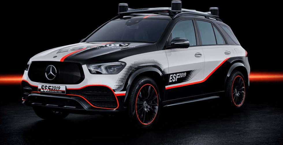 Photo of the Mercedes ESF concept car